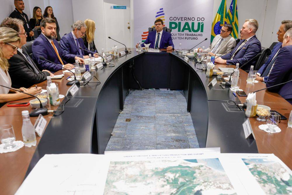 large-reuniao-embaixadora-10-9fbd89bf7a-1711567913.jpg