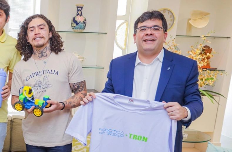 Contrato milionário entre Seduc e empresa de Whindersson Nunes vira alvo do TCE