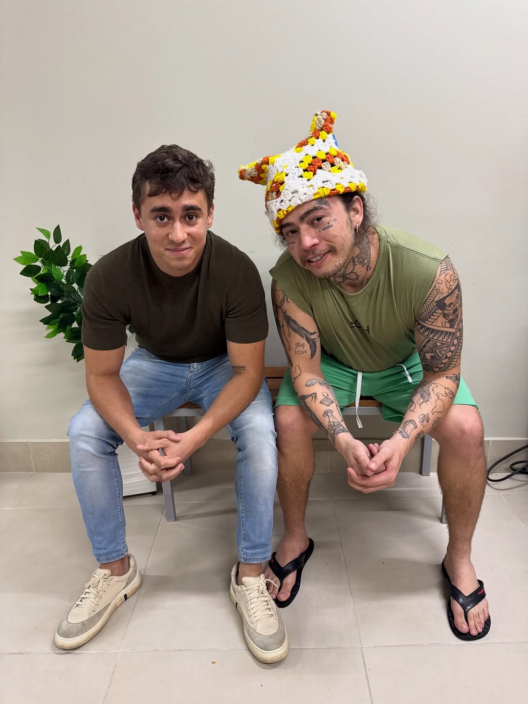 Nikolas Ferreira e Whindersson Nunes postam foto juntos após troca de farpas nas redes