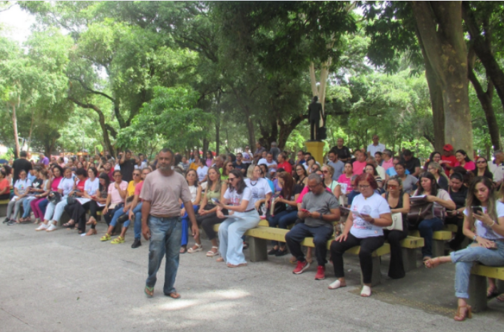 Professores da rede pública de Teresina iniciam greve na próxima segunda-feira (17)