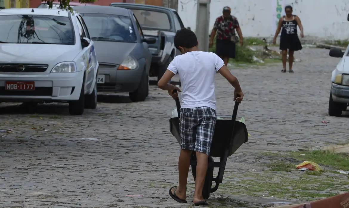 Dados indicam aumento do trabalho infantil no Piauí