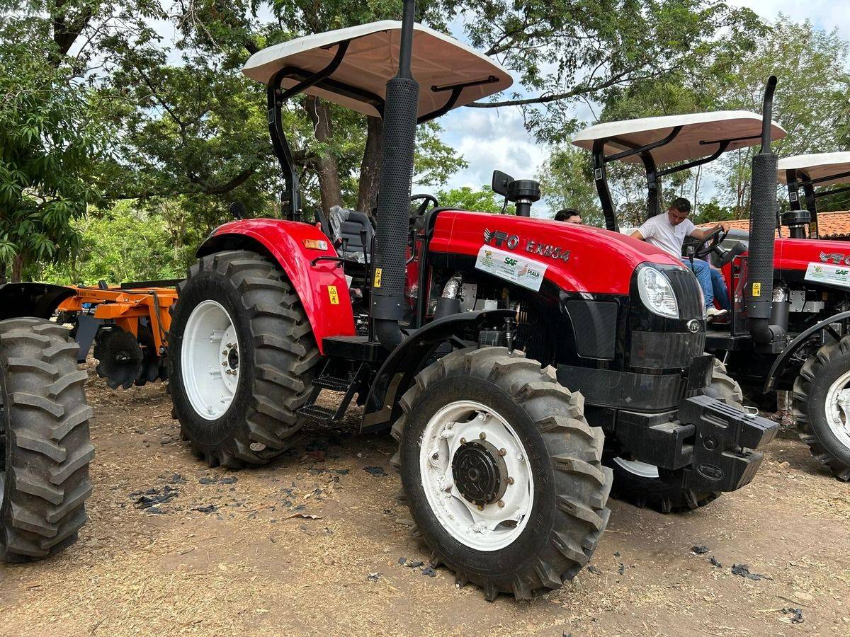 SAF entrega equipamentos para modernizar centrais de produção da agricultura familiar