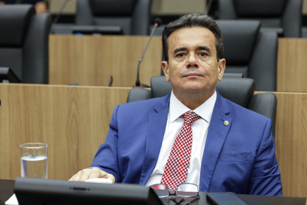 “A polícia tinha que fazer alguma coisa”, diz Henrique Pires sobre operação no Rio de Janeiro