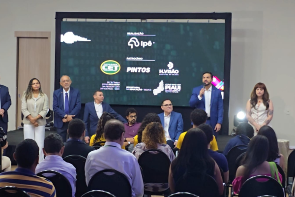 Tech Para Todos promove inovação e inclusão na educação pública em Teresina