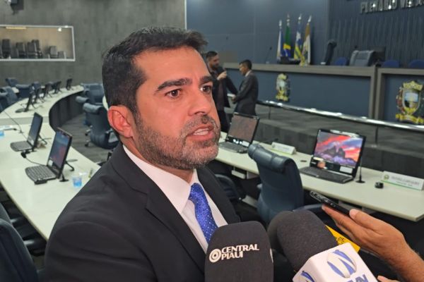 Bruno Vilarinho evita polêmica e promete colaborar com CPI: “Nunca criarei problemas”