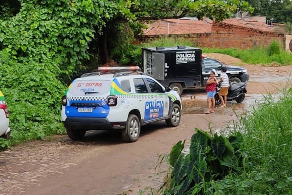 Corpo em avançado estado de decomposição é encontrado em córrego de Teresina