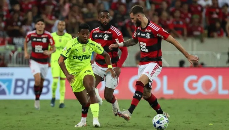 Palmeiras e Flamengo se enfrentam no domingo (21); confira os outros jogos da rodada