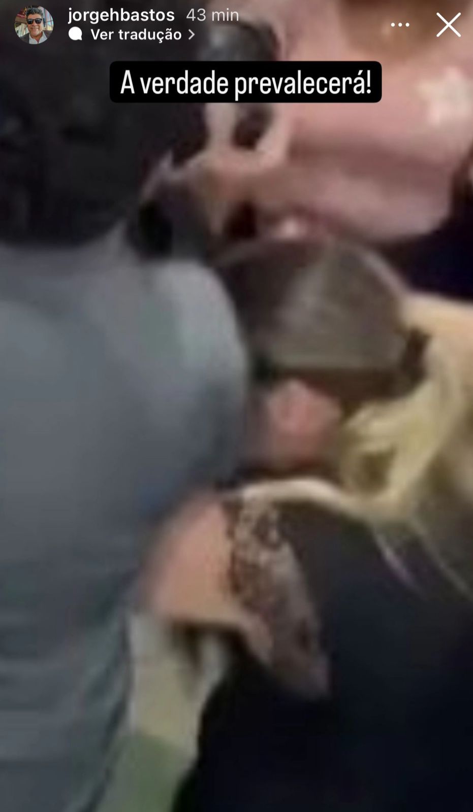 Fotógrafo diz em boletim que levou cotovelada e mordida durante evento em Parnaíba