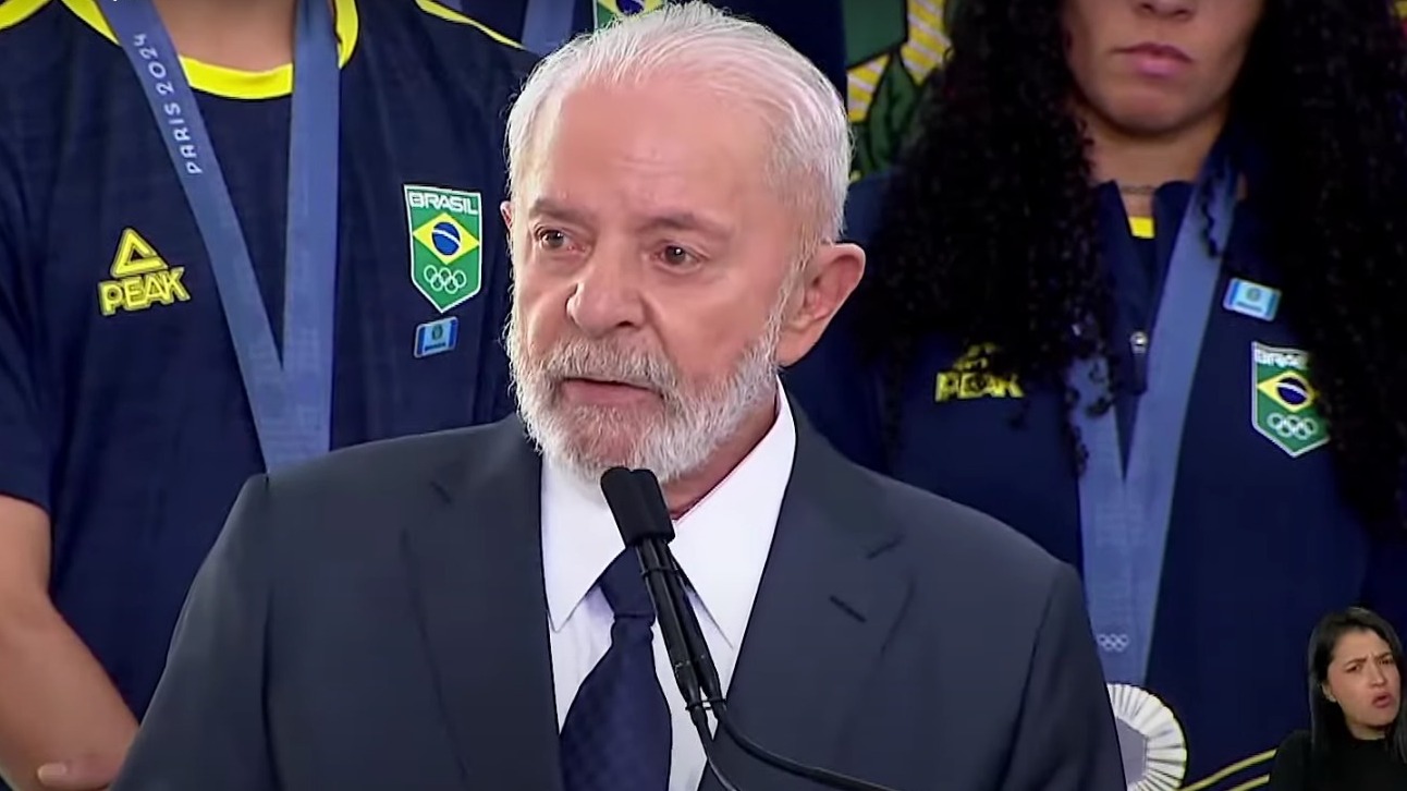 Governo Lula prepara reforma administrativa