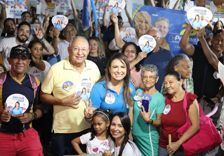 Ana Célia Aragão intensifica campanha em Teresina com adesão de candidato