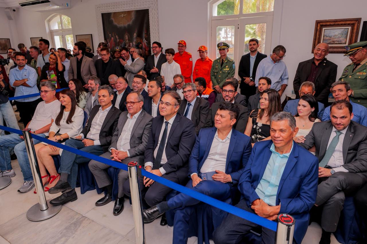 Governo empossa novos secretários de Saúde e Segurança Pública